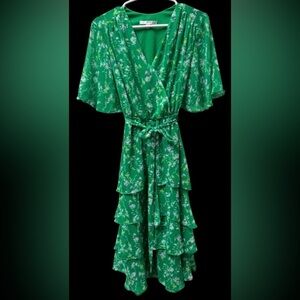 Studio One Kelly Green Floral flounce hm v nk fluttr slv drss WM S garden party